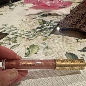 Estee Lauder Luxurious Lip Gloss - beneath the sheen